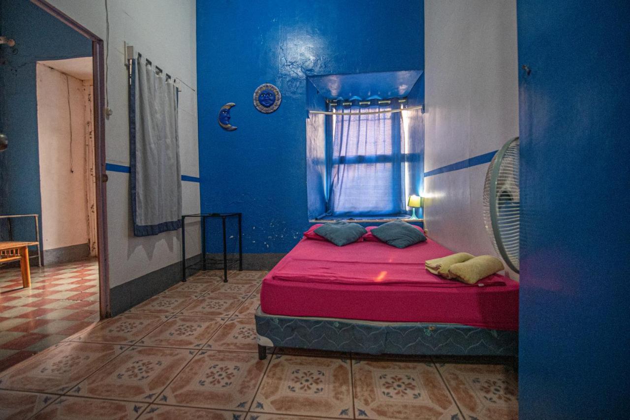 Hostal Mochilas Granada  Szoba fotó