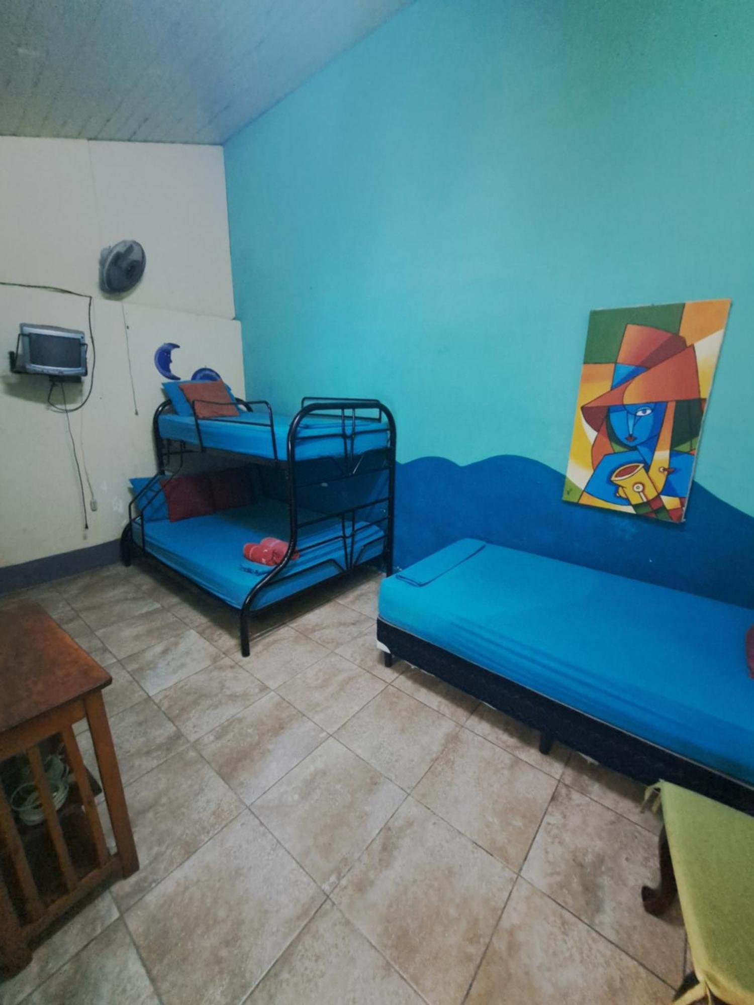 Hostal Mochilas Granada  Szoba fotó