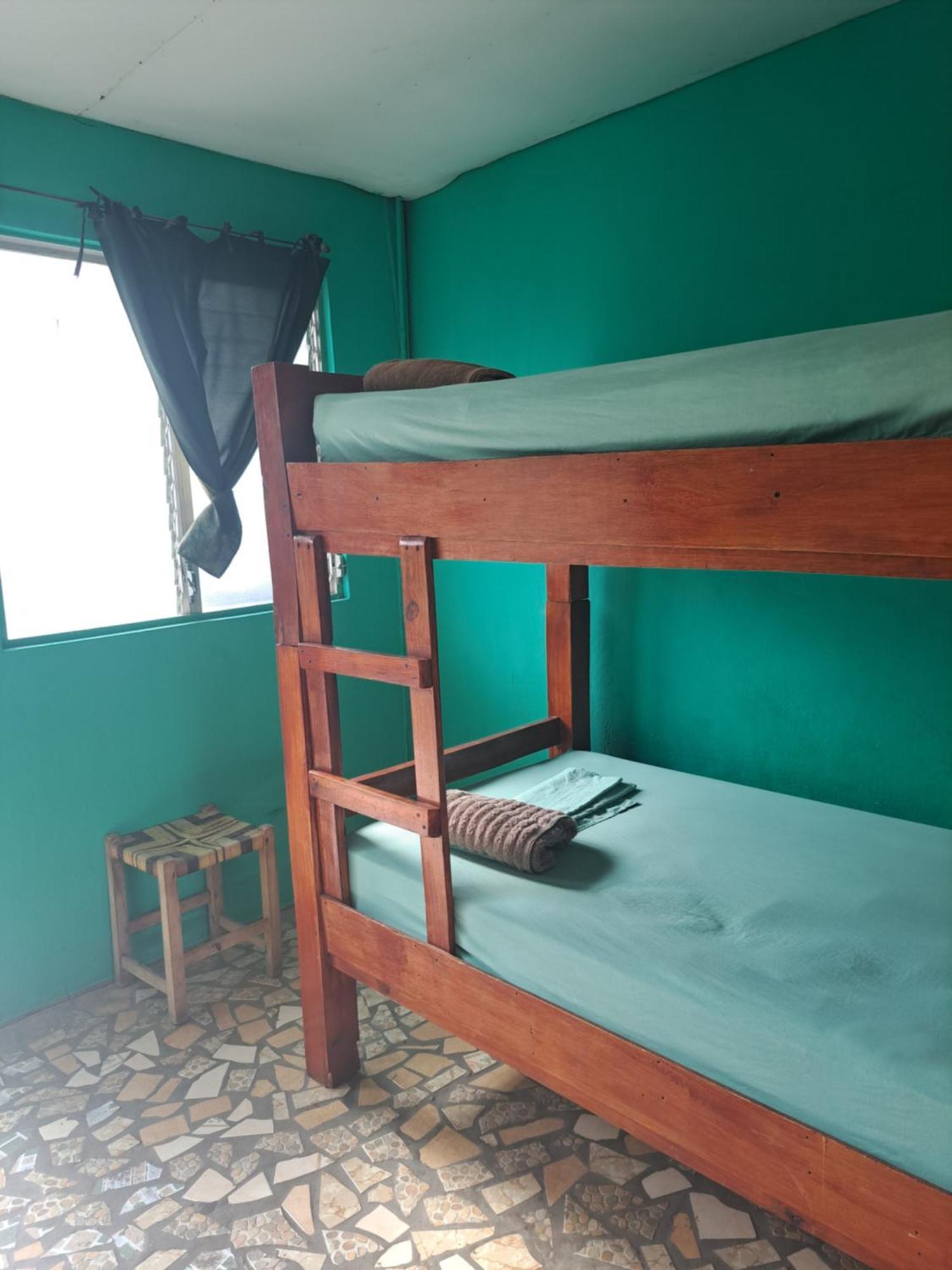 Hostal Mochilas Granada  Szoba fotó