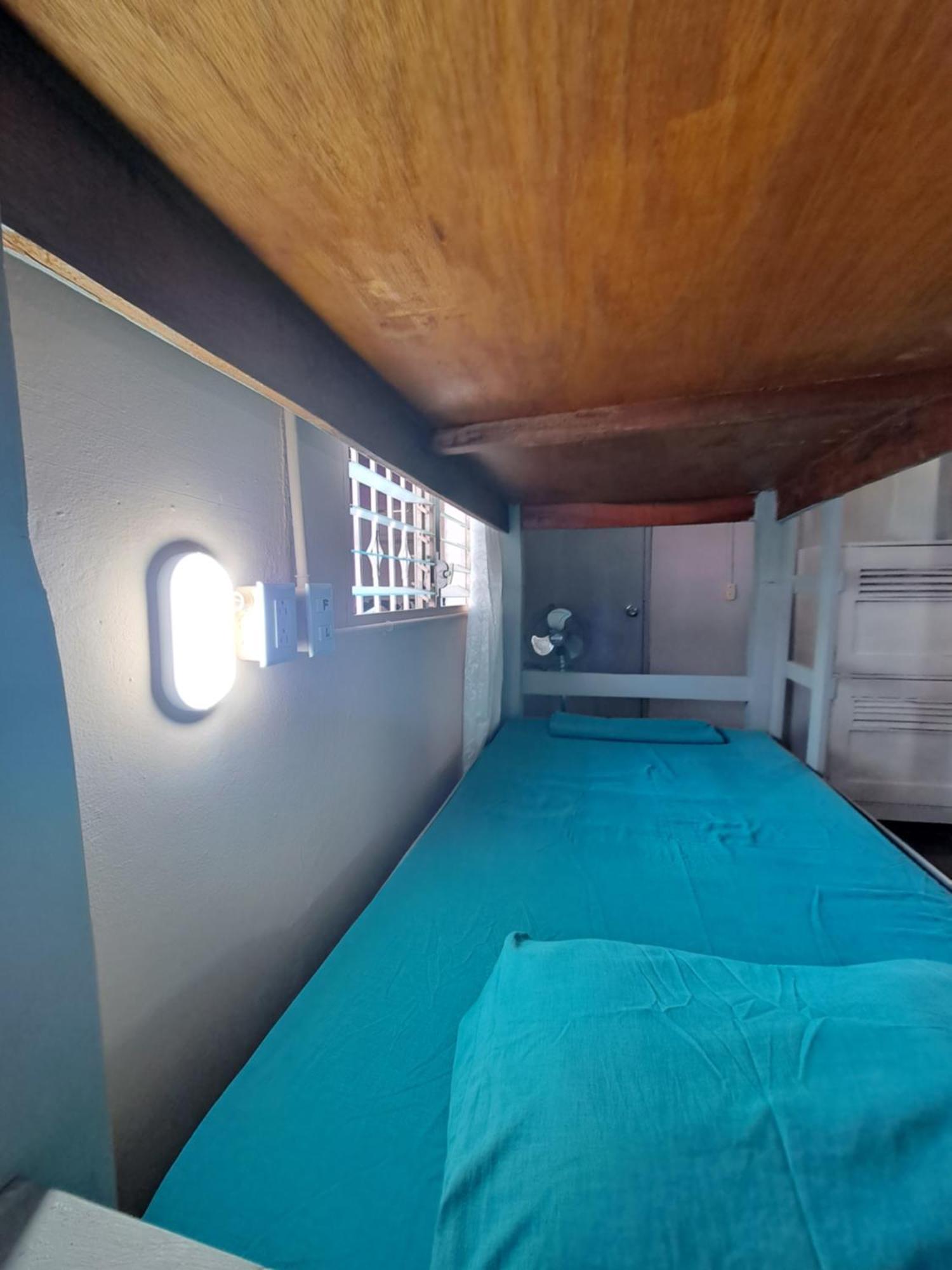 Hostal Mochilas Granada  Szoba fotó