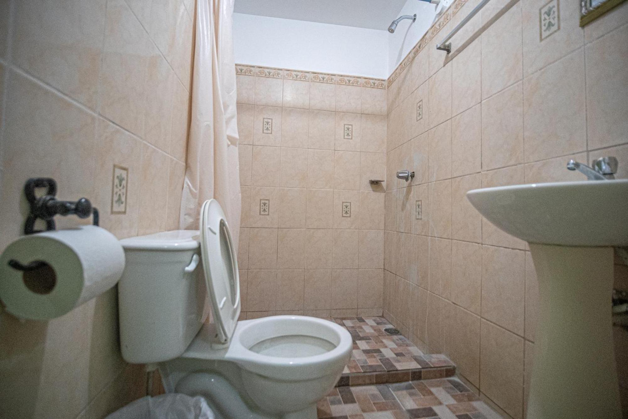 Hostal Mochilas Granada  Szoba fotó